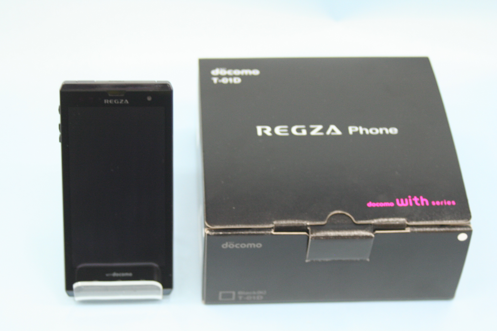 DOCOMO/富士通 REGZA Phone (T-01D)