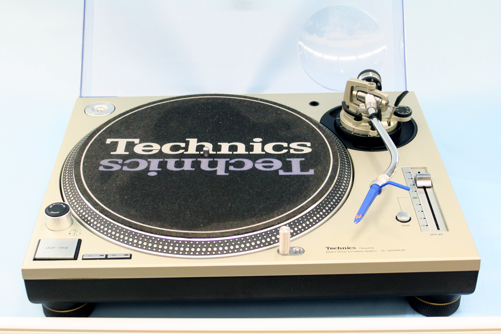 Technics　ターンテーブル　SL-1200Mk3D