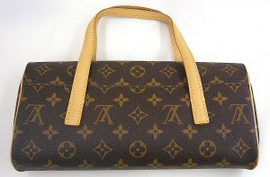 LOUIS VUITTON ポルトトレ ゾール・インターナショナル