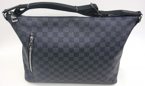 LOUIS VUITTON ポシェットパスポール M60135