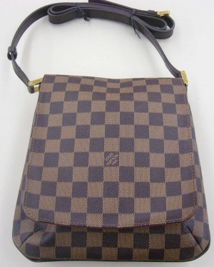 LOUIS VUITTON　バケット　M42236