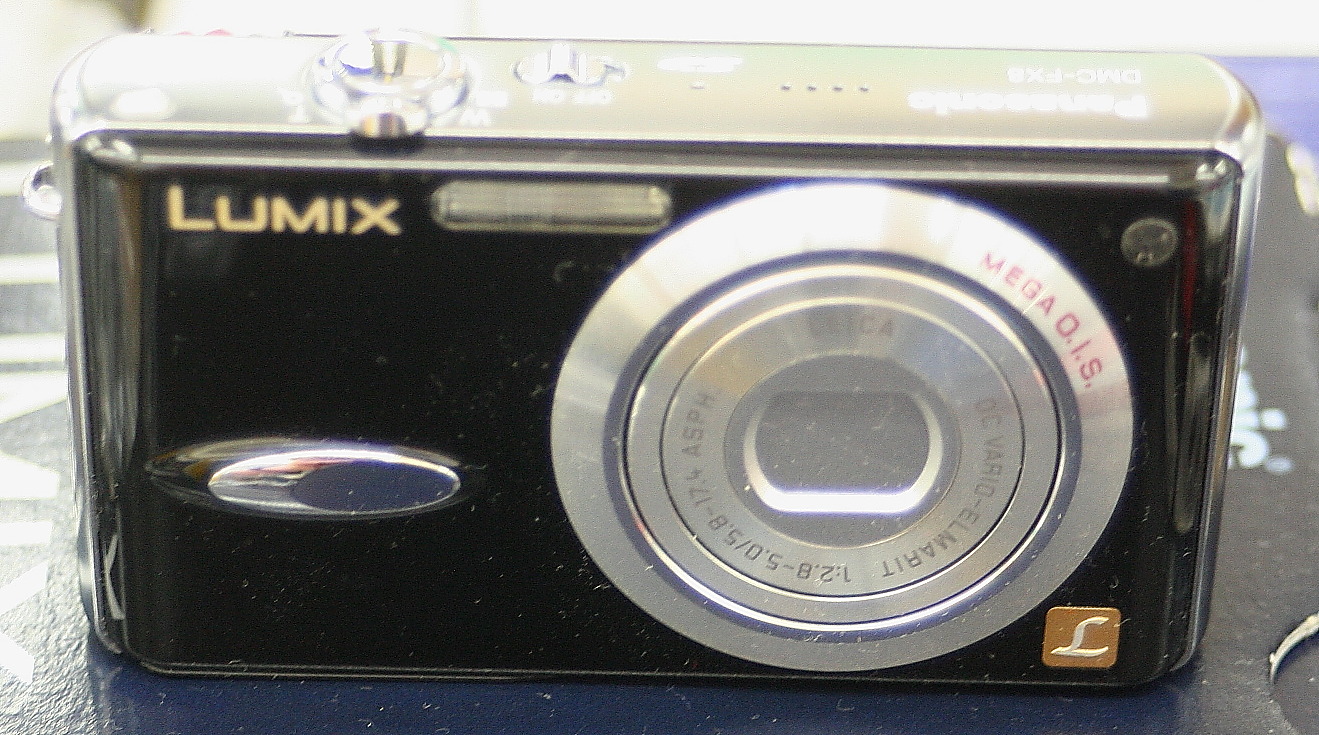 Panasonic　デジタルカメラ　LUMIX　DMC-FX8