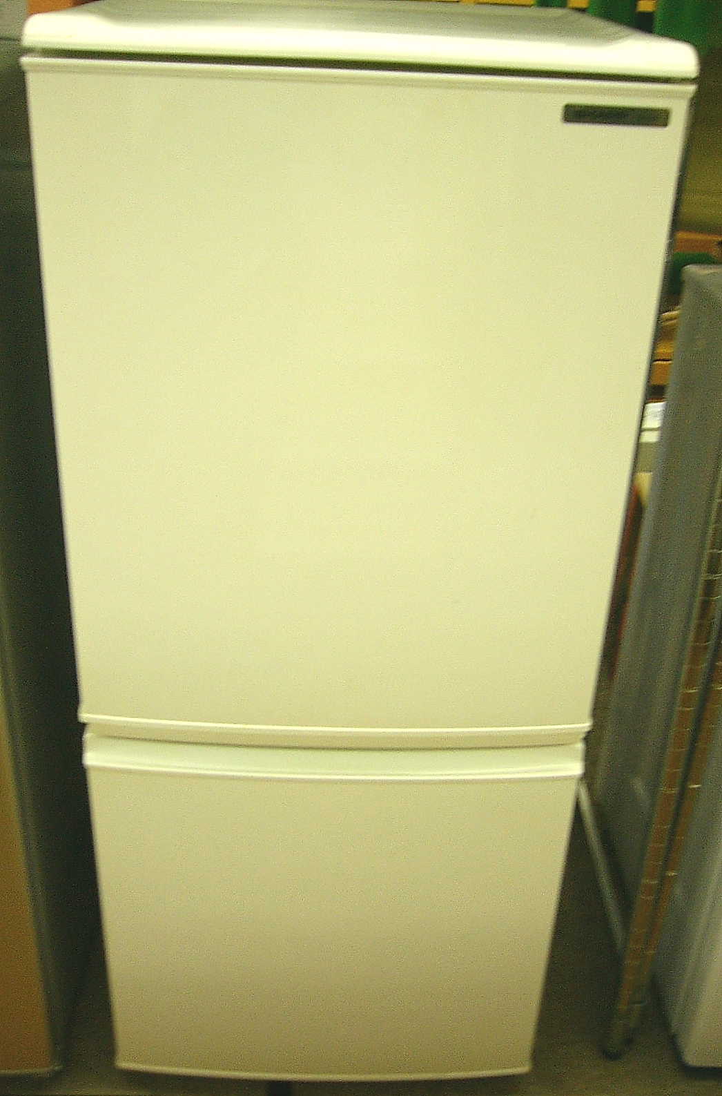SHARPシャープ 冷蔵庫 SJ-14R-W 2009年モデル ホワイト ...