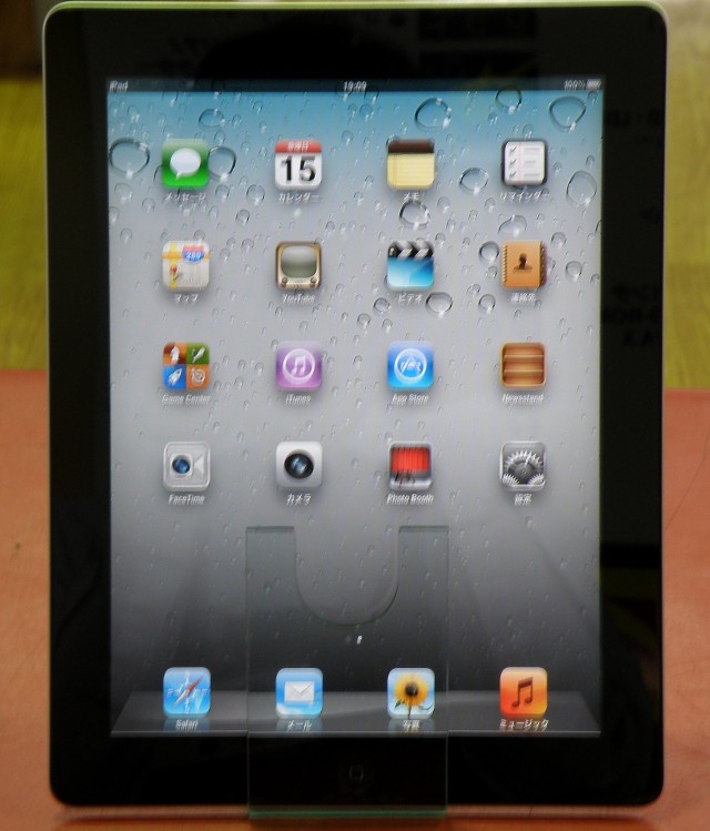 Apple　iPad2　MC769J/A