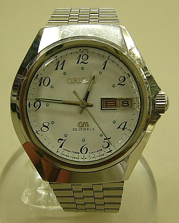 ORIENT　自動巻き腕時計　GM25