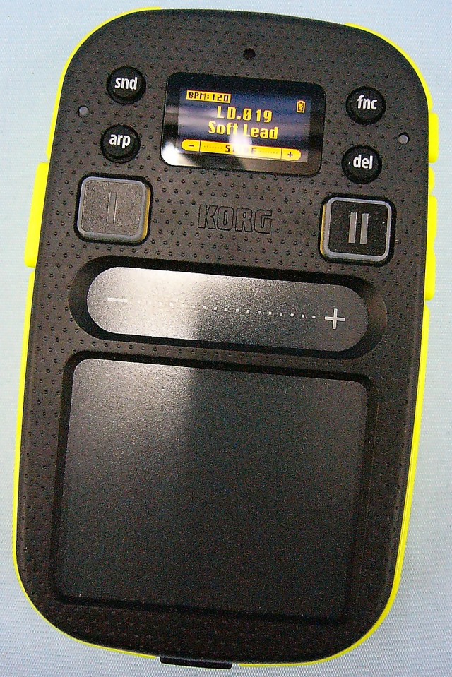 KORG　シンセサイザー　kaossilator2