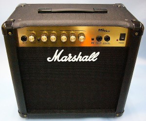 Marshall　ベースアンプ　MB30