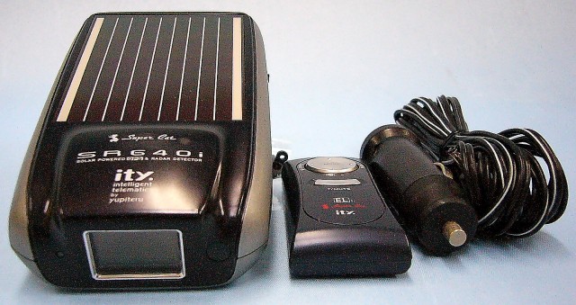 ユピテル　レーダー探知機　SR640i