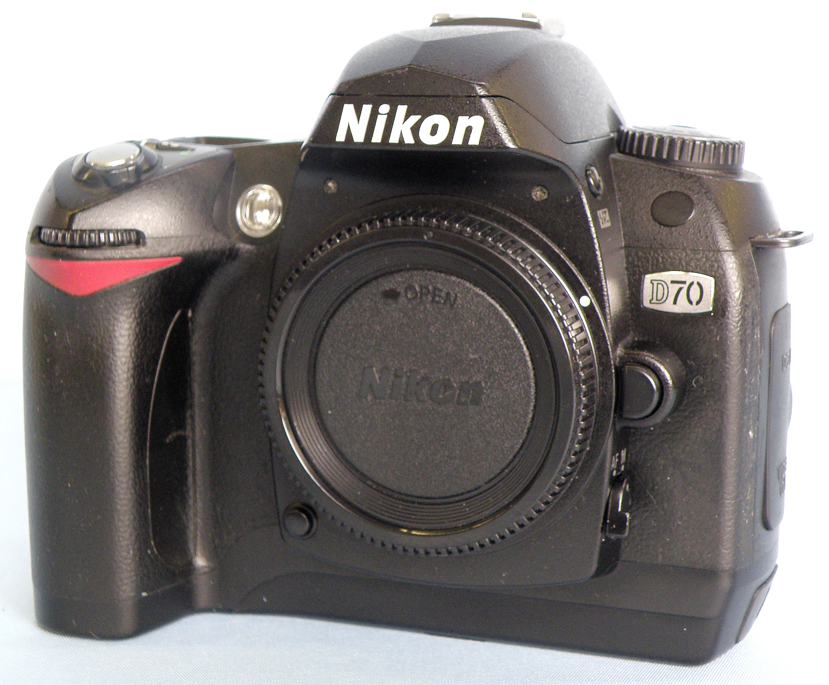 Nikon　デジタル一眼カメラ　D70