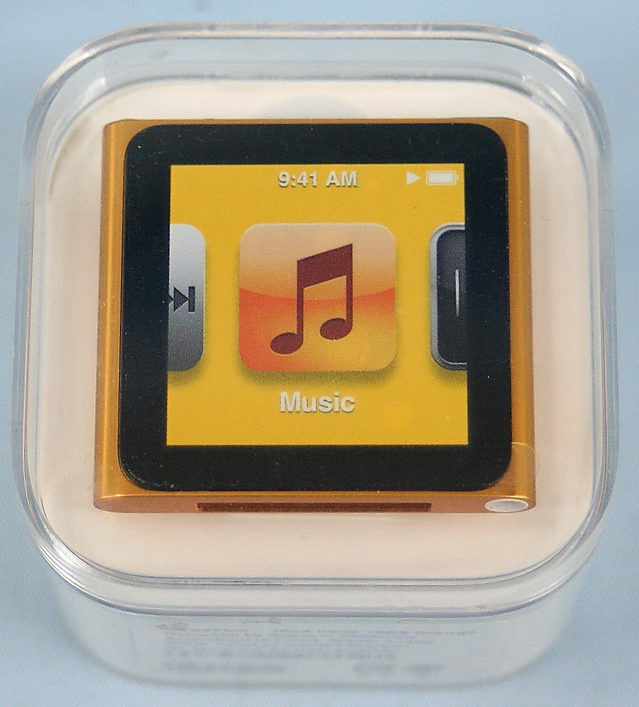 Apple　iPod nano 16GB　MC697J/A