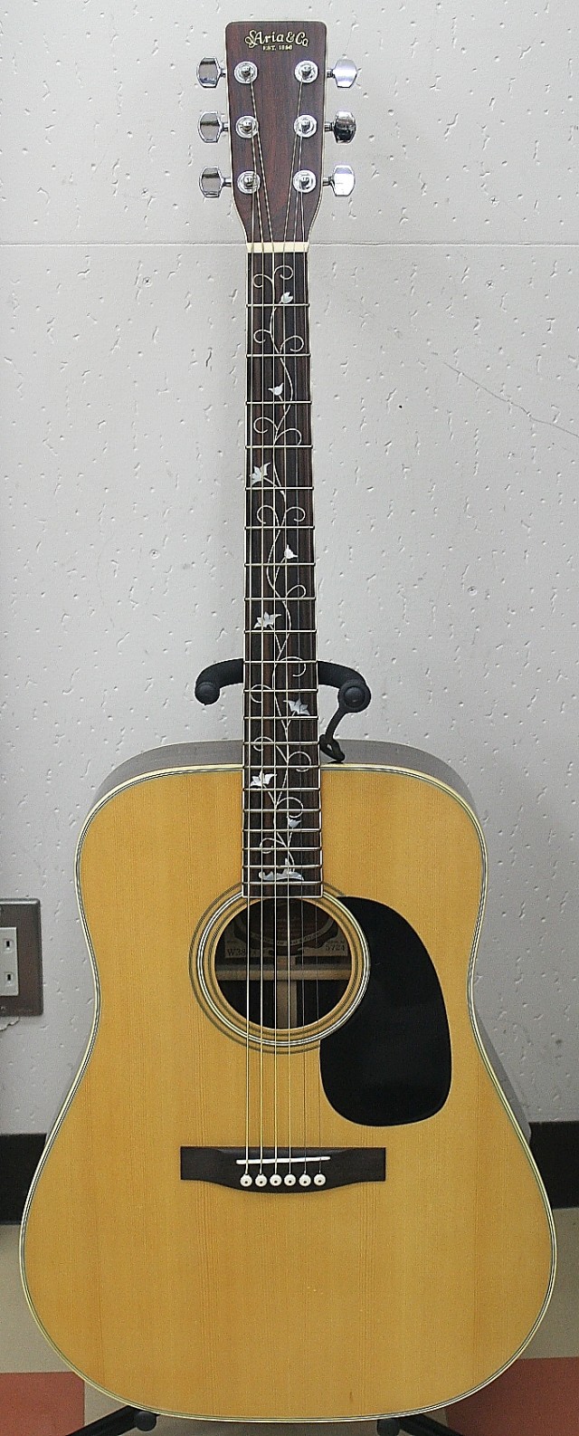 ARIA　アコースティックギター　W380 AP