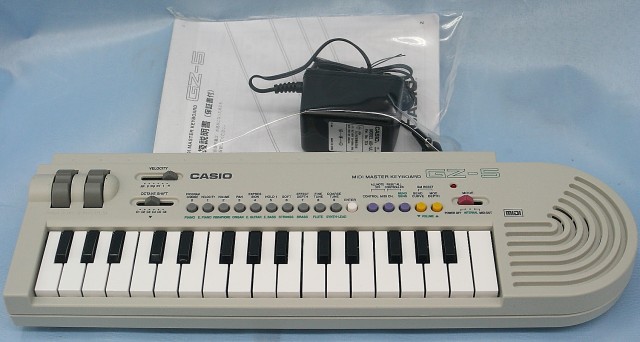 CASIO　キーボード　GZ-5