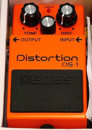 BOSS　エフェクター　DD-6