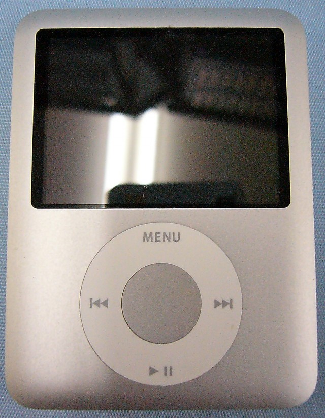 Apple　iPod nano　第3世代　MA978J/A