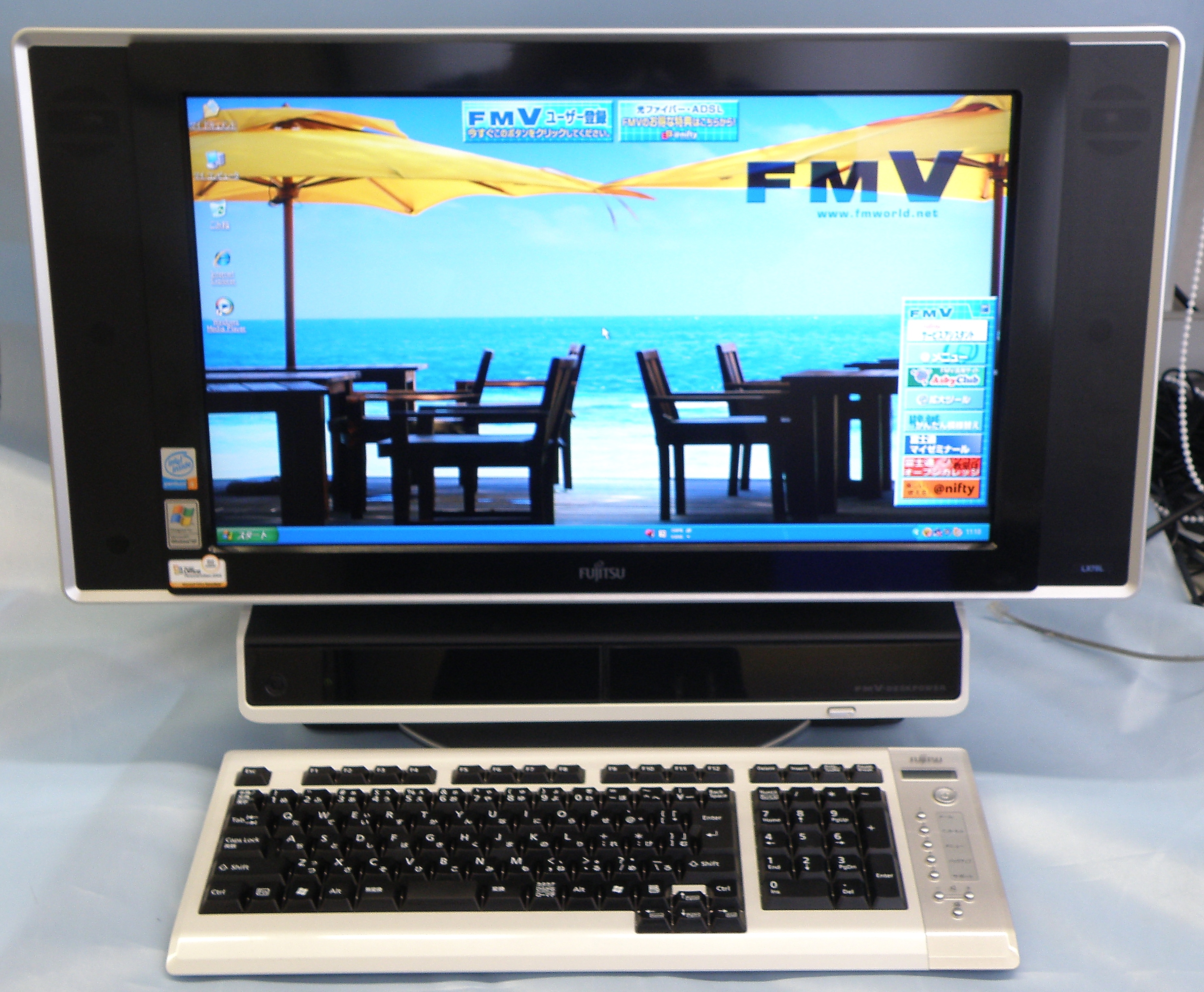 TOSHIBA　一体型パソコン　FMV-LX70L