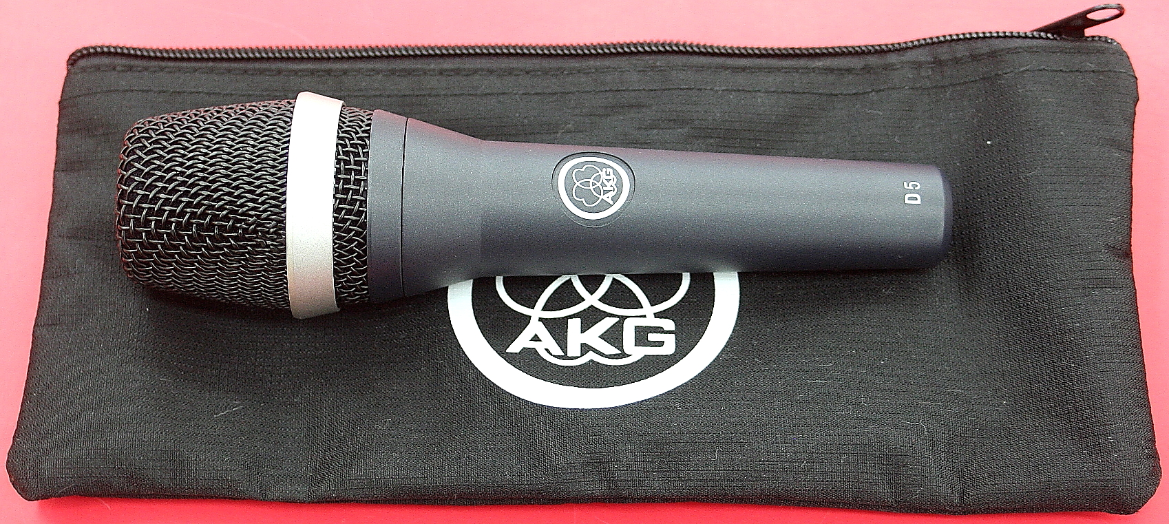 AKG　ダイナミックマイク　D5