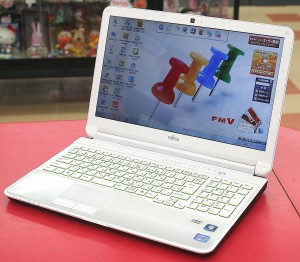 acer　ノートパソコン　D257-BK512F