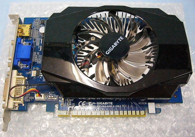 GIGABYTE　グラフィックボード　GV-N440D3-1GI