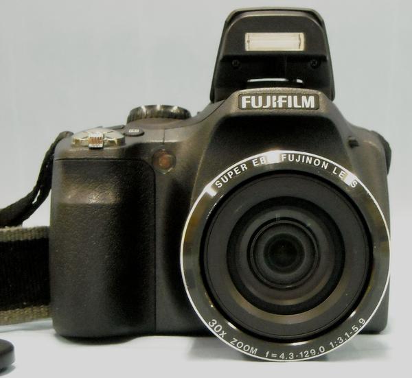 FUJIFILM デジタルカメラ FinePix SL300｜ ハードオフ西尾店