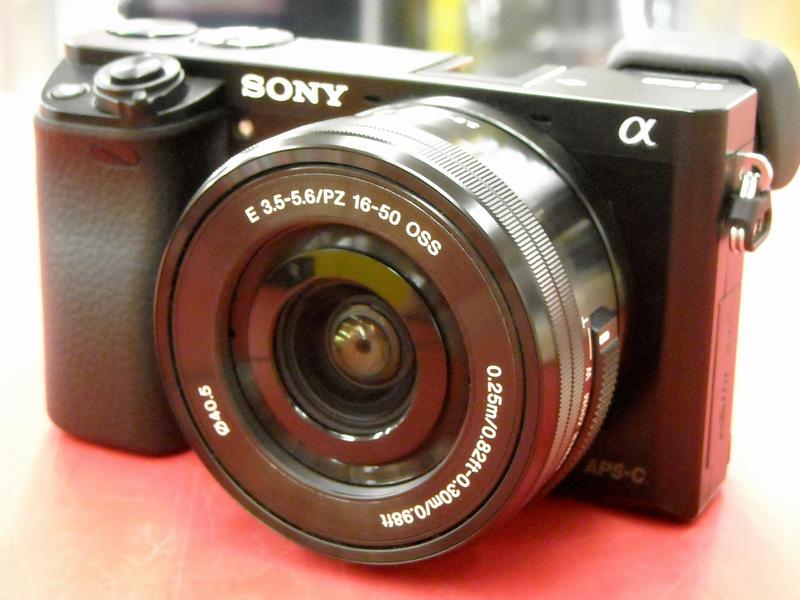 SONY α6000 パワーズームレンズキット買取！｜ ハードオフ西尾店