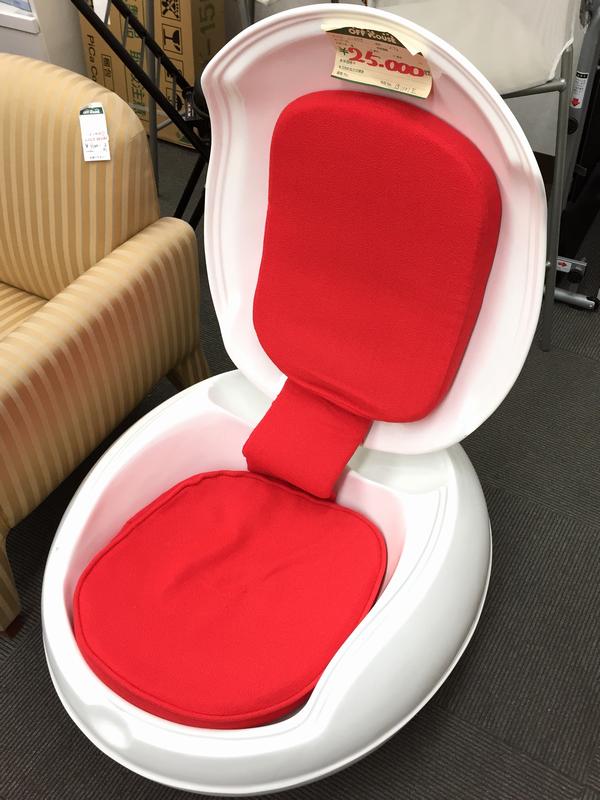まさに近未来的?!ソファ入荷| オフハウス豊田上郷店