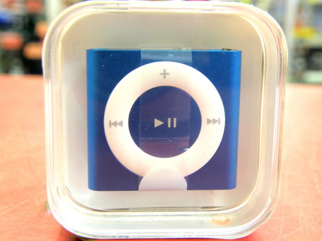 Apple iPod shuffle 第5世代 MD775J/A 2GB | ハードオフ安城店