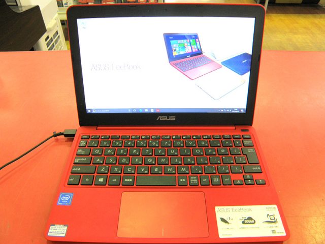 ASUS ノートパソコン EeeBook X205TA-RED10 | ハードオフ安城店