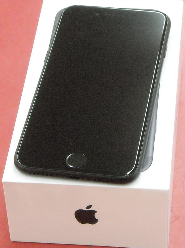 Apple　iPhone 7 MNCE2J/A｜ ハードオフ西尾店
