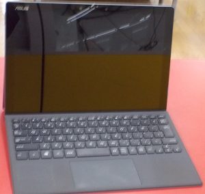 FUJITSU/富士通 ノートパソコン FMVA553BWG｜ ハードオフ西尾店