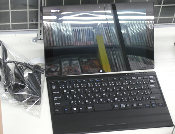 SONY タブレットパソコン SVT112A2WN｜ ハードオフ西尾店